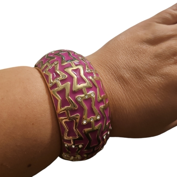 Enamel Bracelet - Raspberry Gold Block Formation Bangle Bracelet - Vintage - Picture 3 of 3